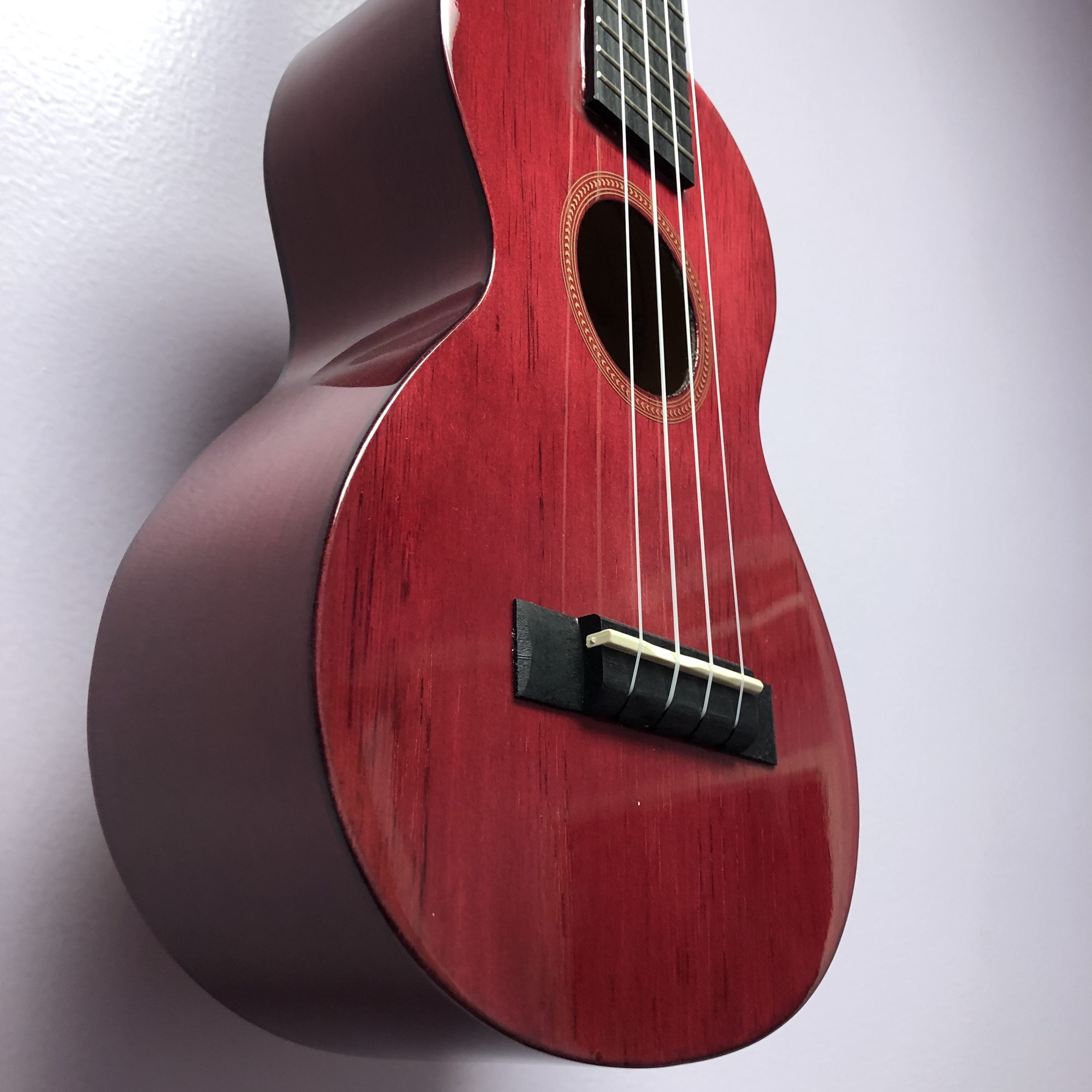 Mahalo Concert Ukulele trans red Notasium Music Store